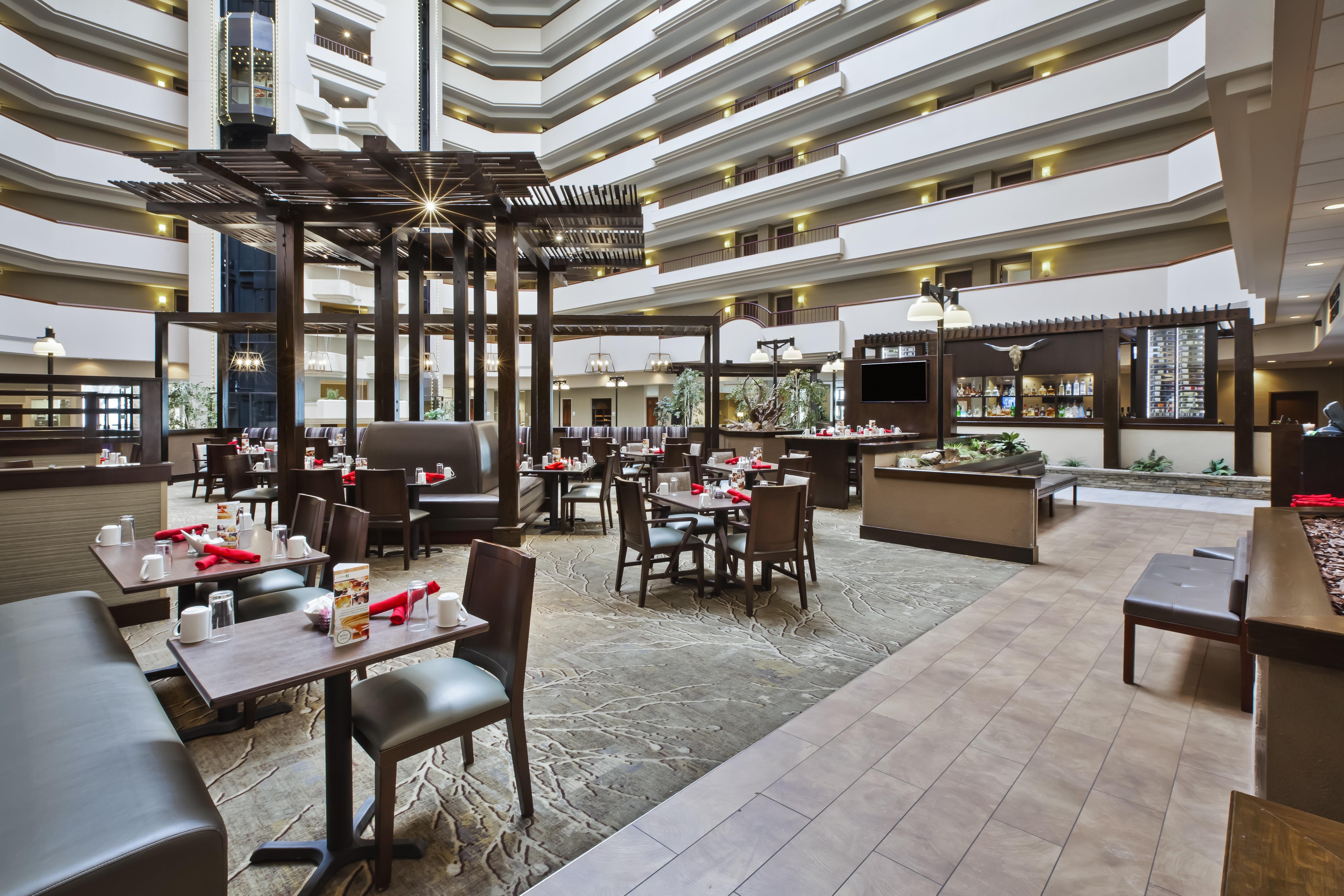 Doubletree By Hilton Rapid City Downtown Convention Center Dış mekan fotoğraf